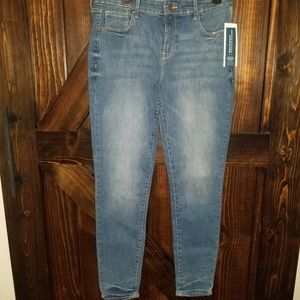 Brand New Old Navy Rockstar Jeans